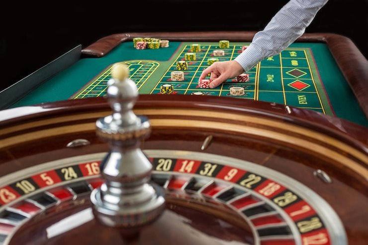 Aplikasi mobile kios77 menampilkan live dealer dan menu sportsbook